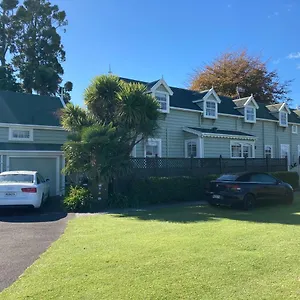 Taiparoro House Bed & Breakfast Tauranga