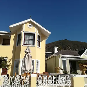 Stadium Guest house Cape Town